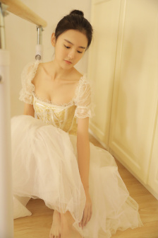 堕落的女教师动漫